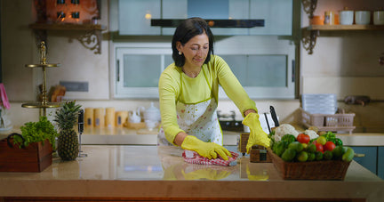 A Busy Person’s Guide to a Spotless Kitchen